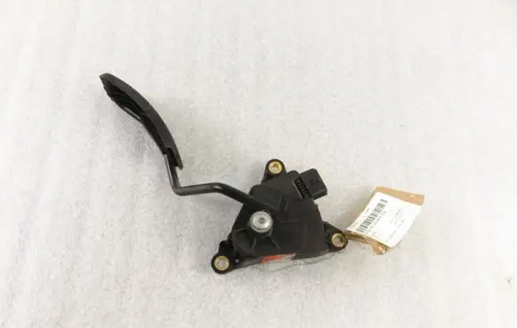 Renault Kangoo II Accelerator throttle pedal 8200436878