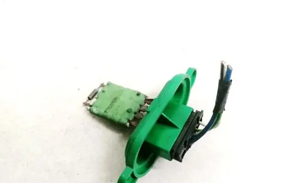 Iveco Daily 40.8 Heater blower motor/fan resistor 500326616