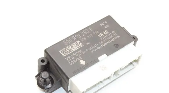 Audi A3 S3 8V Parking PDC control unit/module 5Q0919283F