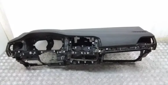 Volkswagen Jetta USA Dashboard 17A880204E