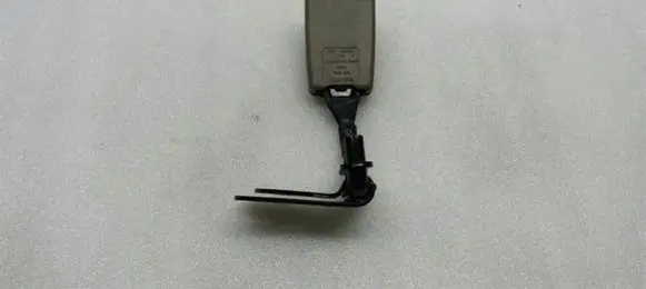 Jaguar XJ X350 Front seatbelt buckle 2W93F60044BAAEK C2C39885AMB