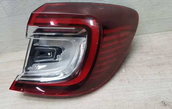 Rear/tail lights