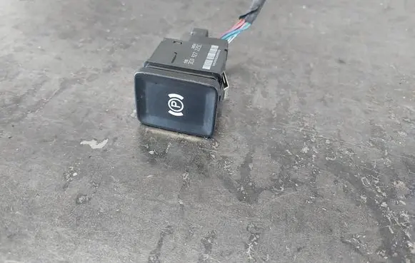 Volkswagen PASSAT B6 Hand parking brake switch 3C0927225C