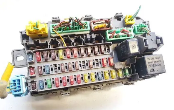 Honda CR-V Fuse box set 38600s04g1 38600-s04-g1