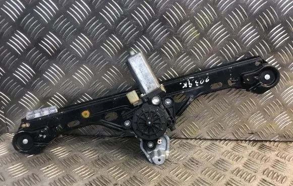 Mercedes-Benz C W203 Rear door window regulator with motor 2038202942