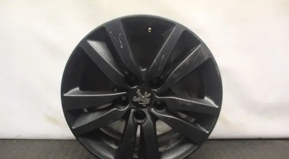 R16 alloy rim