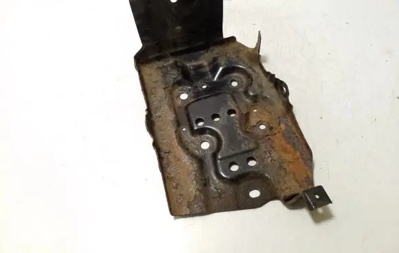 Nissan X-Trail T30 Battery tray 
