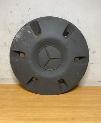 Mercedes-Benz Sprinter W906 R12 wheel hub/cap/trim A9064010025 C1284