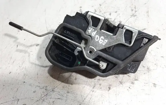 BMW 3 E90 E91 Front door lock 7202143 A053702