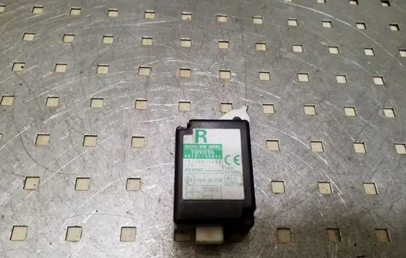 Toyota RAV 4 (XA30) Door control unit/module 8974142220