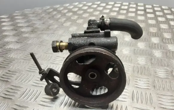 Peugeot Boxer Power steering pump 9645464980