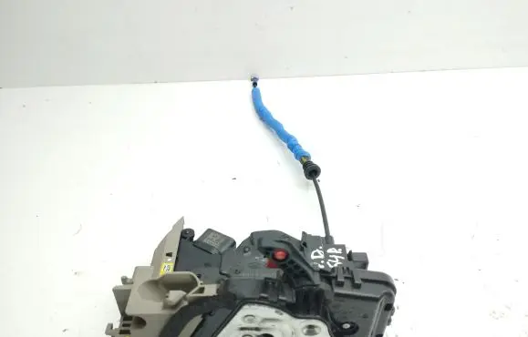 KIA Ceed Front door lock 81320J7110