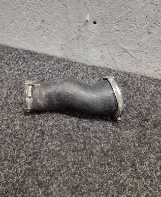 Mercedes-Benz AMG GT R190 C190 Engine coolant pipe/hose A1780900682