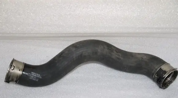 Mercedes-Benz B W246 W242 Intercooler hose/pipe A2465281182