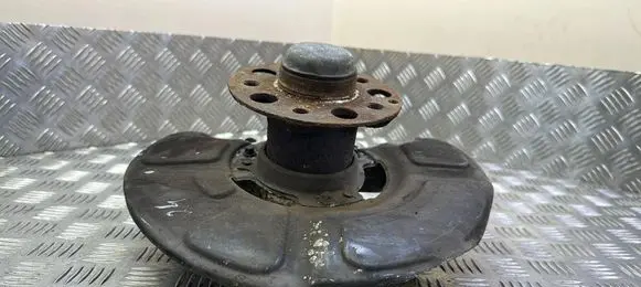 Mercedes-Benz E W212 Front wheel hub spindle knuckle