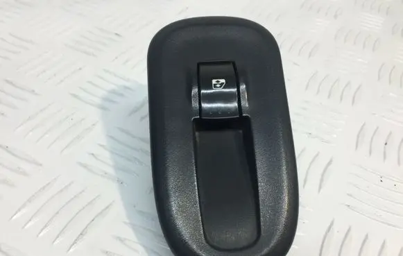 Renault Master III Electric window control switch 8200548968