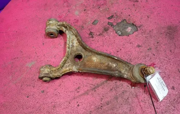 Rear control arm