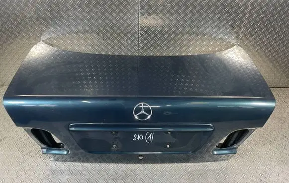 Mercedes-Benz E W210 Tailgate/trunk/boot lid