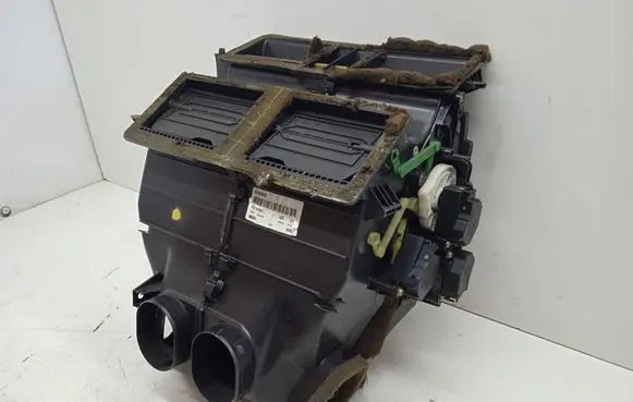 Volvo S60 Interior heater climate box assembly P31101103