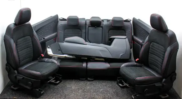 Ford Kuga III Seat set 
