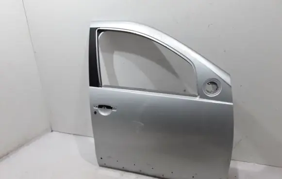 Dacia Sandero Front door 801006248R