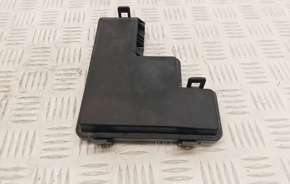 Renault Kadjar Fuse box cover 243824BA0A