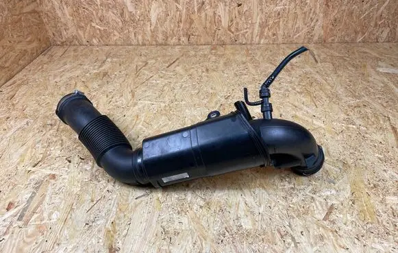 Air intake hose/pipe