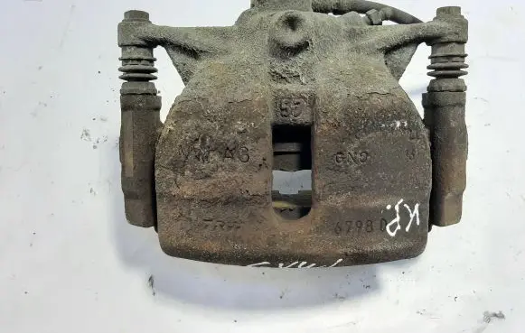 Skoda Superb B6 (3T) Front brake caliper