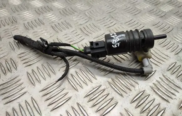 Skoda Octavia Mk3 (5E) Windscreen/windshield washer pump 1K6955651