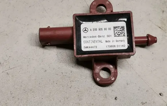 Mercedes-Benz C W205 Airbag deployment crash/impact sensor A2059059000