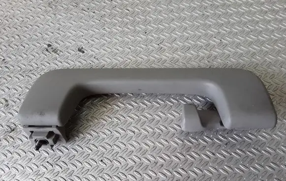 Audi A4 S4 B6 8E 8H Rear interior roof grab handle 8E0857607