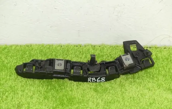 Opel Grandland X Front bumper mounting bracket YP00020480