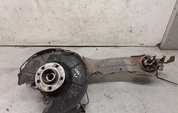 Volvo XC70 Rear wheel hub spindle/knuckle 