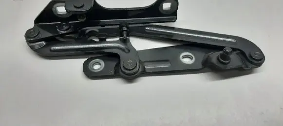 Chevrolet Camaro Tailgate/trunk/boot hinge 84045964