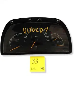 Mercedes-Benz Vito Viano W638 Speedometer (instrument cluster) A0004467321
