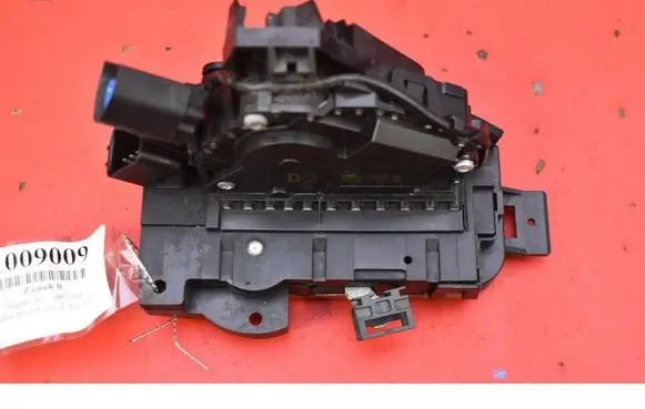 Jaguar XJ X350 Rear door lock 2W93-264A33-AD