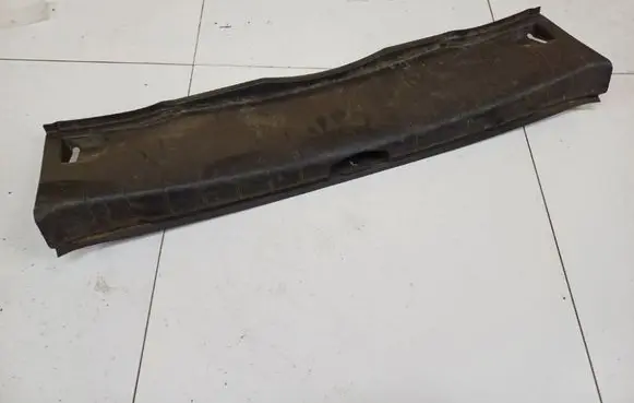 Other trunk/boot trim element
