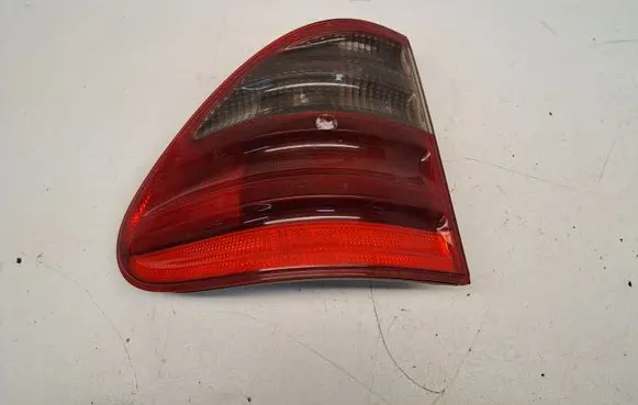 Mercedes-Benz E W211 Rear/tail lights 324127L