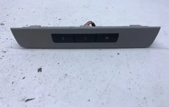BMW 5 F10 F11 Seat memory switch 9215747