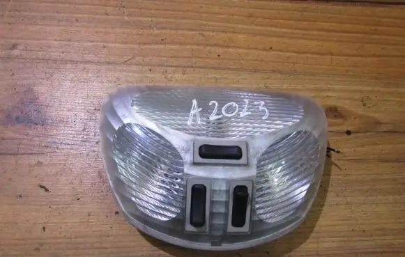 Nissan Almera Tino Front seat light 15517600 155176-00