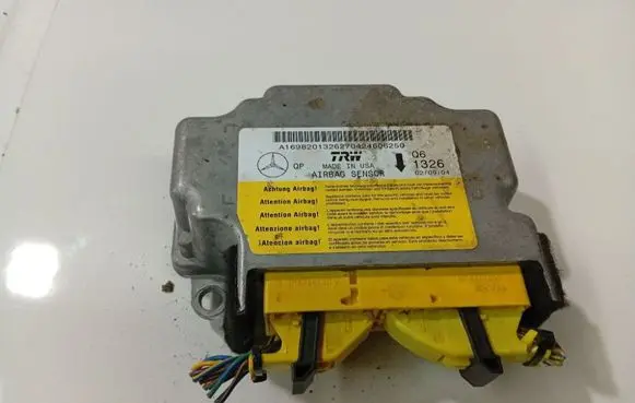 Mercedes-Benz A W169 Airbag control unit/module A16982013262