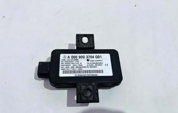 Mercedes-Benz A W176 Tire pressure control unit A0009003704