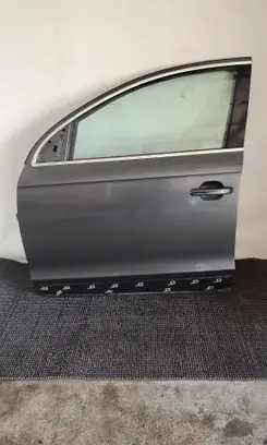 Audi Q7 4L Front door LZ7S