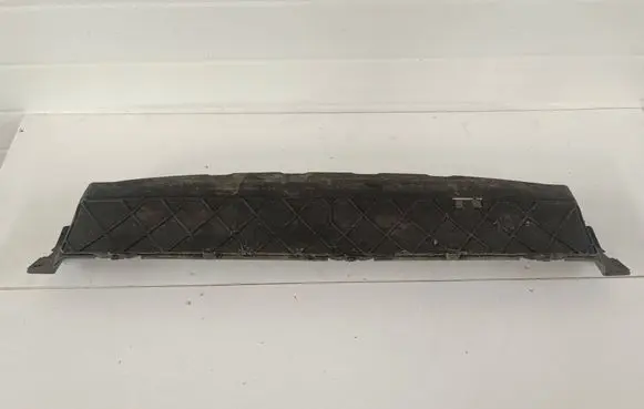 Volkswagen Tiguan Radiator trim 5N0121341