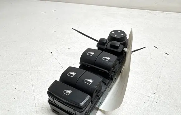 BMW 6 F06 Gran coupe Electric window control switch 9241955