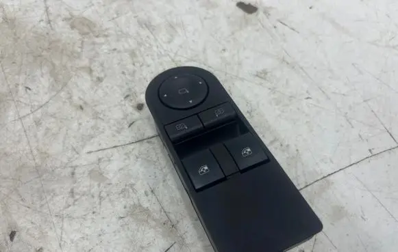 Opel Zafira B Electric window control switch 13209203