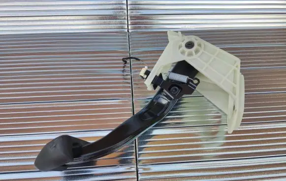 BMW 4 F32 F33 Brake pedal 6878290