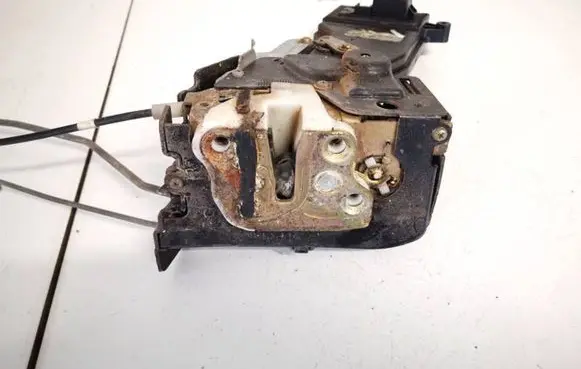 Mazda 6 Front door lock gj6a