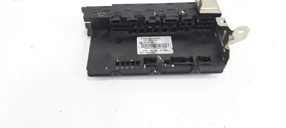 Mercedes-Benz C W203 SAM control unit 2035453201