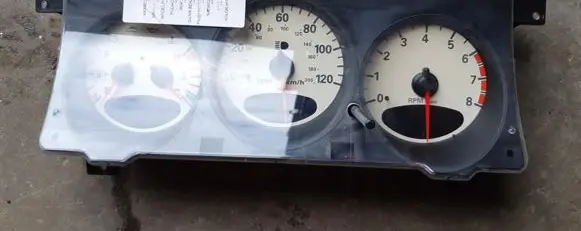 Chrysler PT Cruiser Speedometer (instrument cluster)